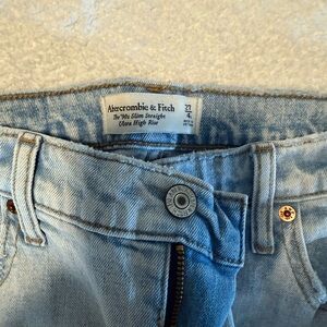 Abercrombie & Fitch Light Blue Jeans - Slim Straight Leg